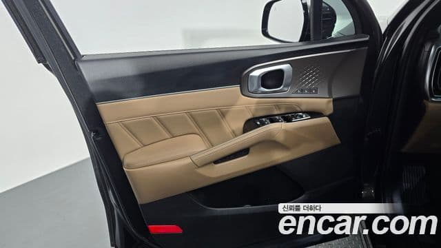 Kia Sorento 2025 — Photo 23/35
