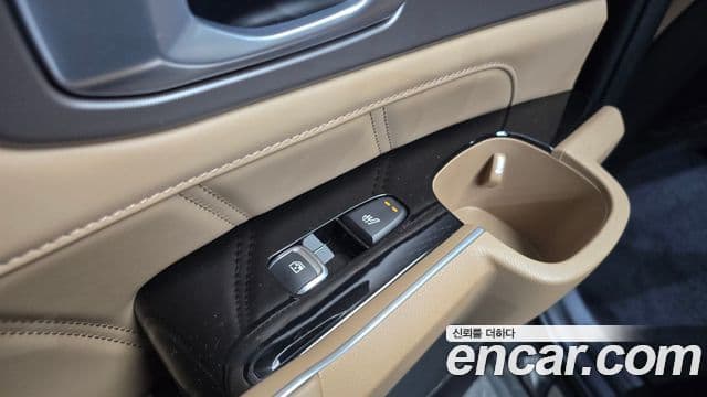 Kia Sorento 2025 — Photo 32/35