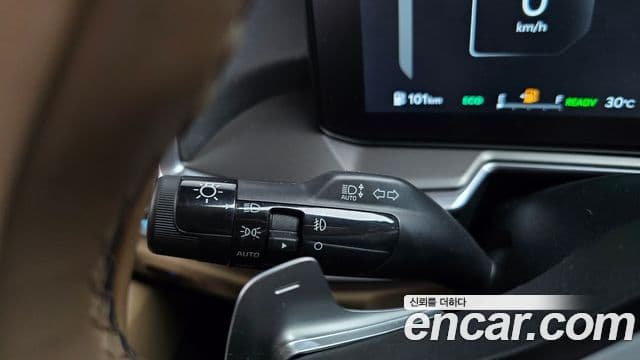 Kia Sorento 2025 — Photo 28/35