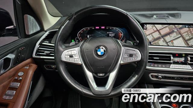 BMW X7 2021 — фото 13 из 20