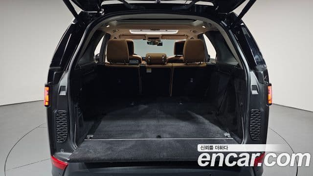 Land Rover Discovery 5 2018 — ფოტო 20/20
