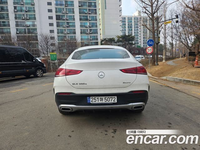Mercedes-Benz GLE-Class 2021 — фото 5 из 17