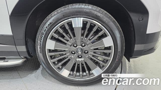 Hyundai Santa Fe 2024 — ფოტო 31/37
