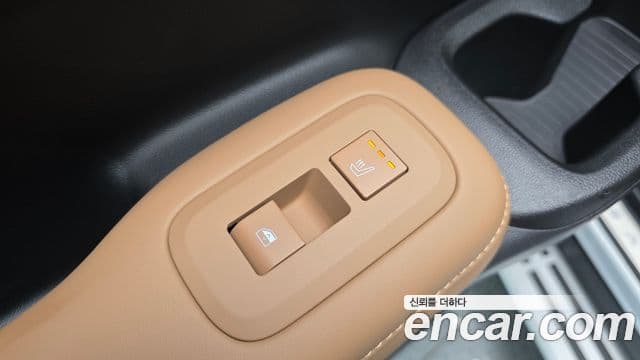 Hyundai Santa Fe 2024 — ფოტო 6/37