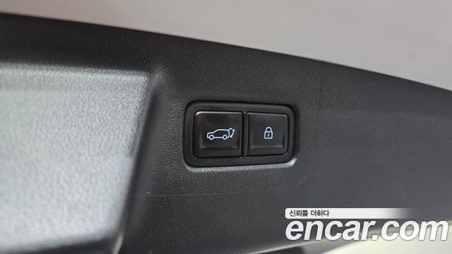Hyundai Santa Fe 2024 — ფოტო 23/37