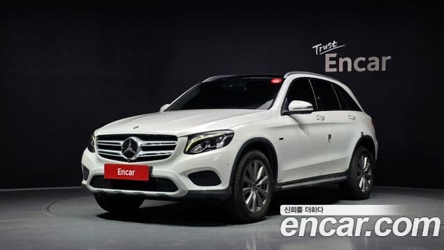 Mercedes-Benz GLC-Class 2019 — Şəkil 1/20