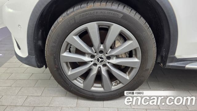 Mercedes-Benz GLC-Class 2019 — Şəkil 5/20