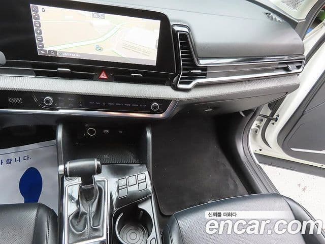 Kia Sportage 2022 — Şəkil 14/20