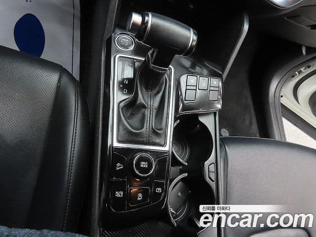 Kia Sportage 2022 — Şəkil 15/20