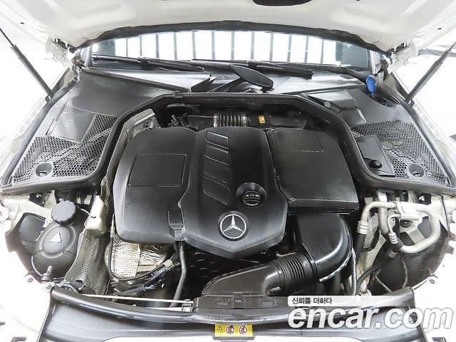 Mercedes-Benz C-Class 2020 — Şəkil 4/11