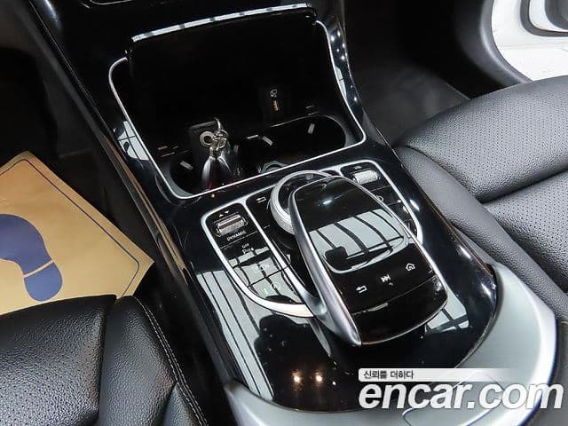 Mercedes-Benz C-Class 2020 — Şəkil 10/11