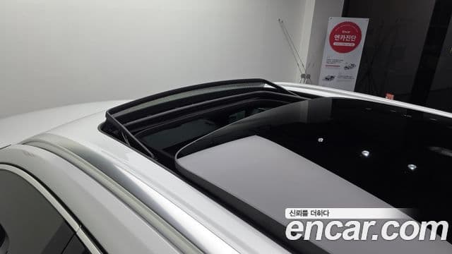 Volvo XC60 2022 — Şəkil 19/20