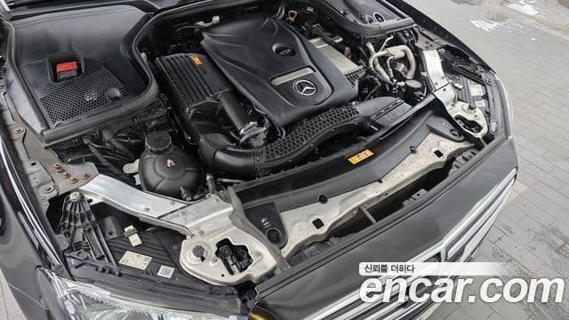 Mercedes-Benz E-Class 2020 — Фото 6/20