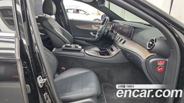 Mercedes-Benz E-Class 2020 — Şəkil 8/33