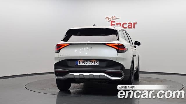 Kia Sportage 2022 — ფოტო 4/20
