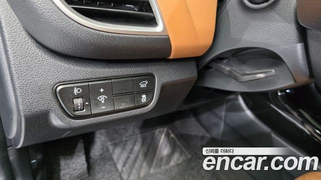 Kia Seltos 2024 — Şəkil 14/20