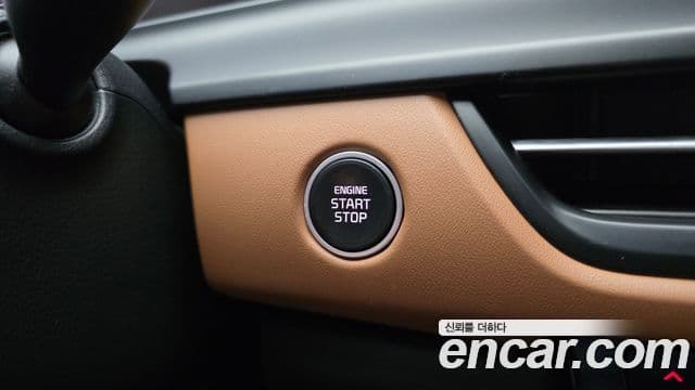 Kia Seltos 2024 — Şəkil 16/20