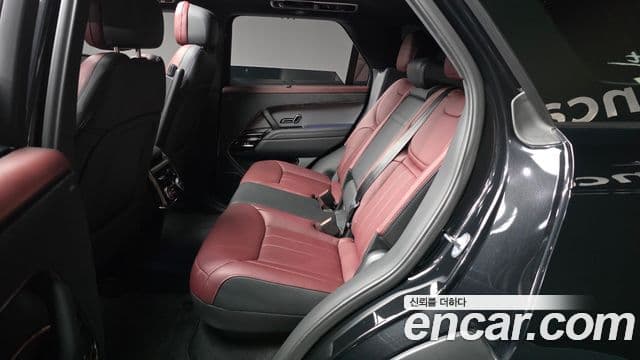 Land Rover Range Rover Sport 2023 — Photo 32/32