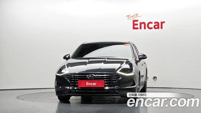 Hyundai Sonata 2019 — ფოტო 3/20