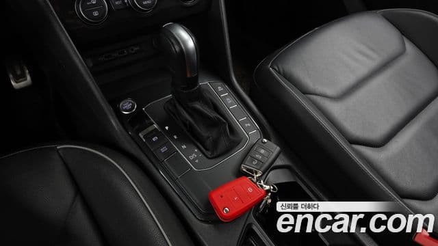 Volkswagen Tiguan 2020 — Şəkil 9/20