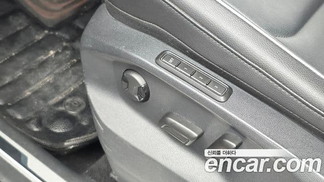 Volkswagen Tiguan 2020 — Şəkil 18/20