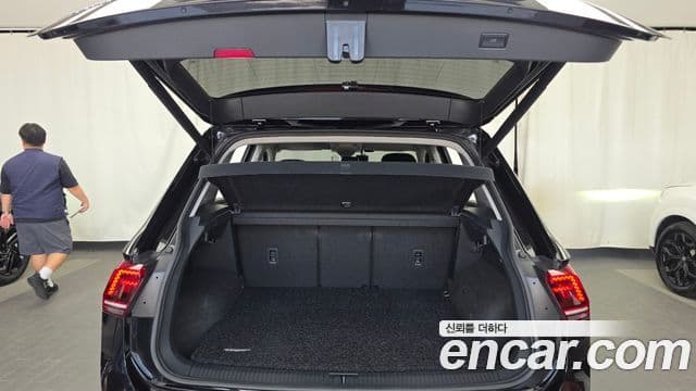 Volkswagen Tiguan 2020 — Şəkil 20/20