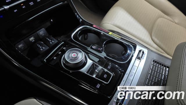 Kia Carnival 2023 — Фото 9/20