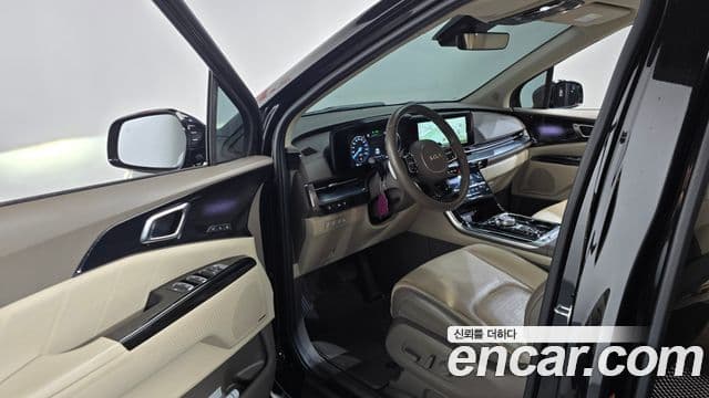 Kia Carnival 2023 — Фото 10/20