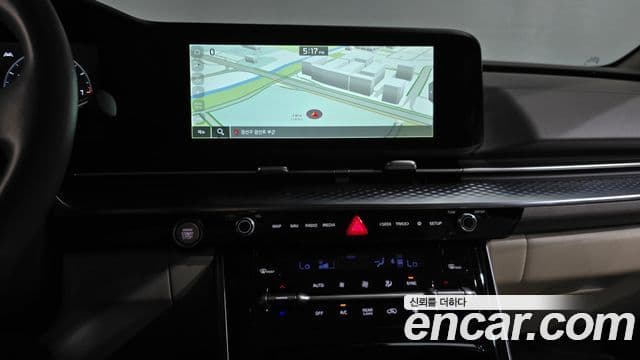 Kia Carnival 2023 — Фото 13/20