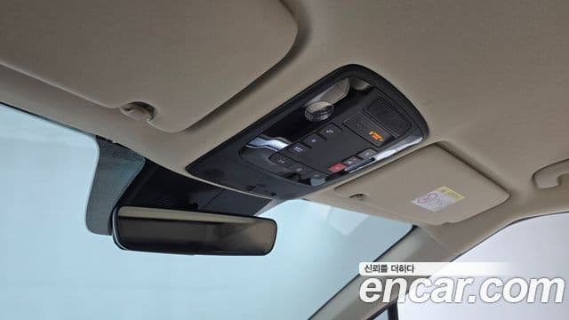 Kia Carnival 2023 — Фото 20/20
