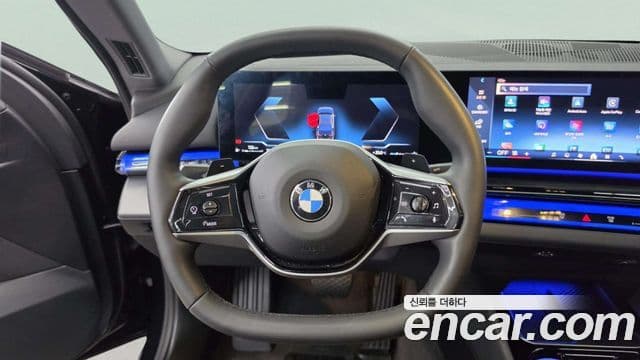 BMW 5 Series 2025 — Şəkil 14/20