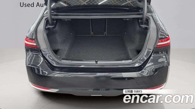 BMW 5 Series 2025 — фото 20 из 20