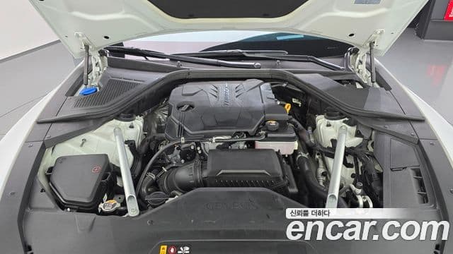 Genesis Electrified G80 2022 — фото 6 из 20