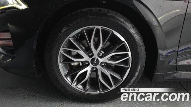 Kia K5 2022 — Şəkil 5/20