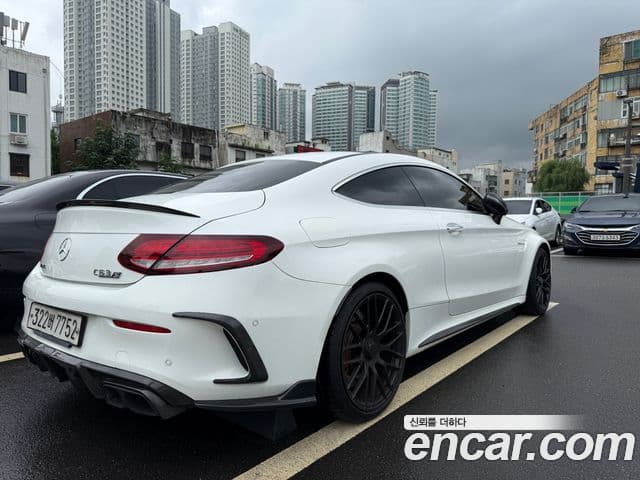 Mercedes-Benz C-Class 2020 — ფოტო 2/17