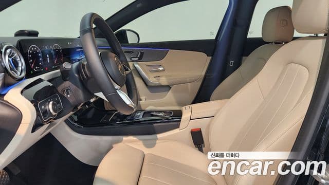 Mercedes-Benz A-Class 2024 — Şəkil 16/19