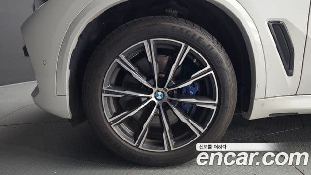 BMW X5 2019 — ფოტო 5/20