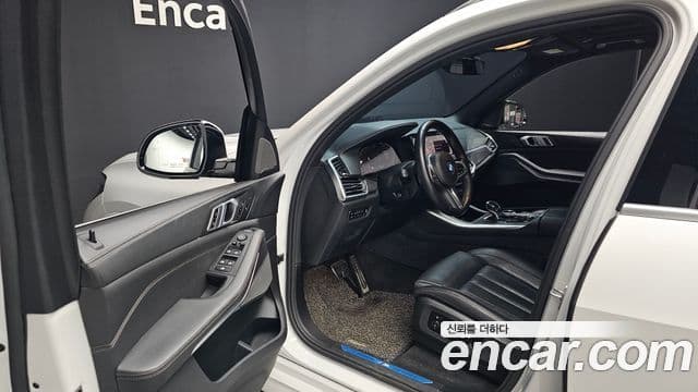 BMW X5 2019 — ფოტო 10/20
