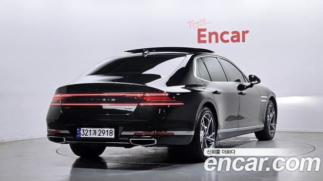 Genesis G90 2023 — Şəkil 2/20