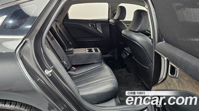 Kia K8 2022 — ფოტო 11/20