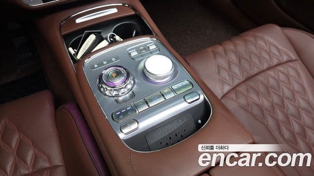 Genesis G90 2023 — ფოტო 9/20