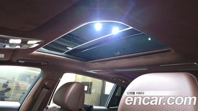 Genesis G90 2023 — ფოტო 19/20