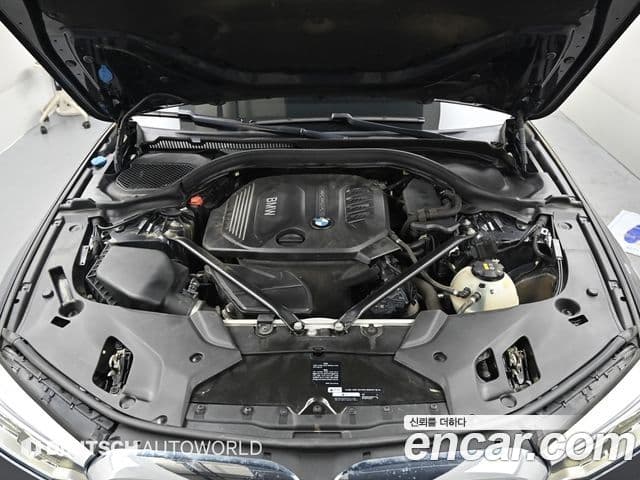 BMW 5 Series 2018 — Şəkil 5/20