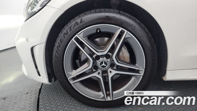 Mercedes-Benz C-Class 2019 — Şəkil 5/20