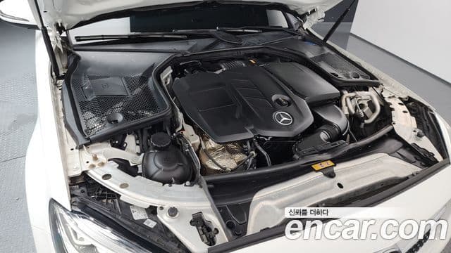 Mercedes-Benz C-Class 2019 — Şəkil 6/20