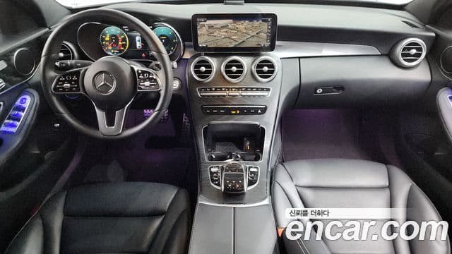 Mercedes-Benz C-Class 2019 — Şəkil 7/20