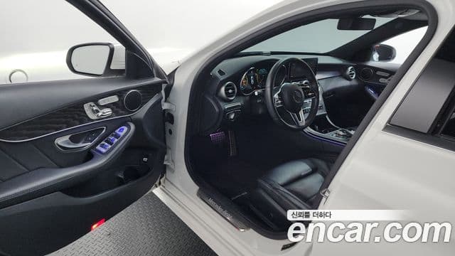Mercedes-Benz C-Class 2019 — Şəkil 10/20
