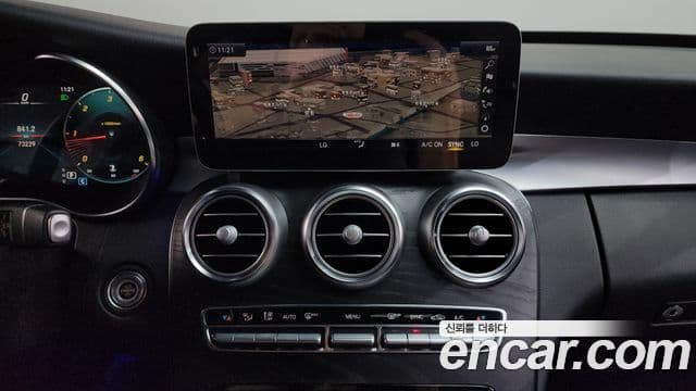 Mercedes-Benz C-Class 2019 — Şəkil 13/20