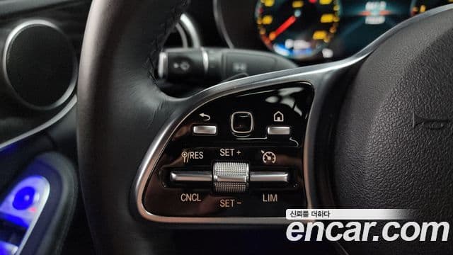Mercedes-Benz C-Class 2019 — Şəkil 17/20