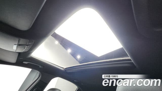 Mercedes-Benz C-Class 2019 — Şəkil 18/20